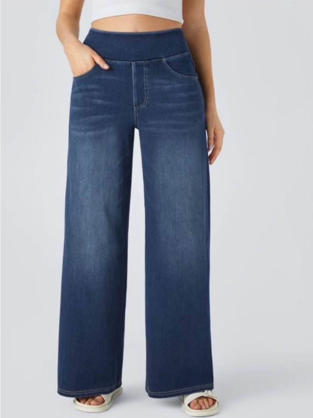 NEW!! Halara Flex High Waisted Wide Leg Blue Jeans ~ Size Medium Petite